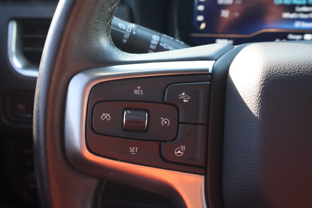 Used 2022 Chevrolet Tahoe Z71 w/ Luxury Package AWD/4WD image 21