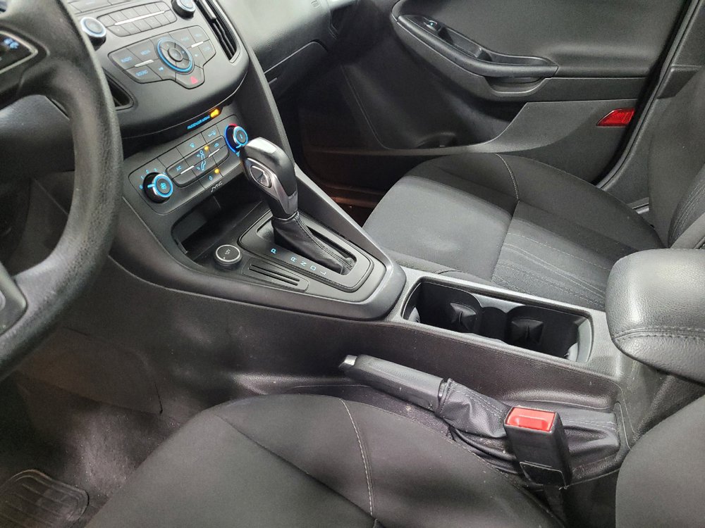 Used 2016 Ford Focus SE FWD image 26