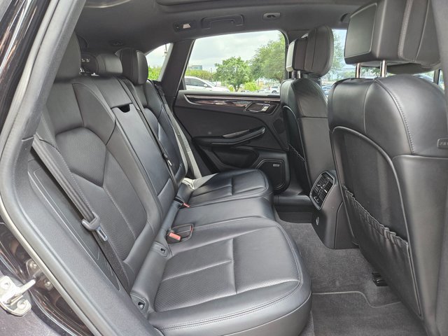 Used 2018 Porsche Macan S AWD/4WD image 22