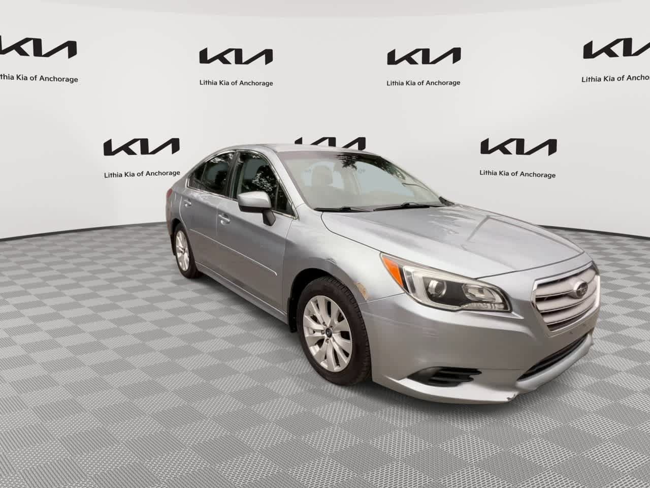 Used 2016 Subaru Legacy 2.5i Premium AWD/4WD image 2