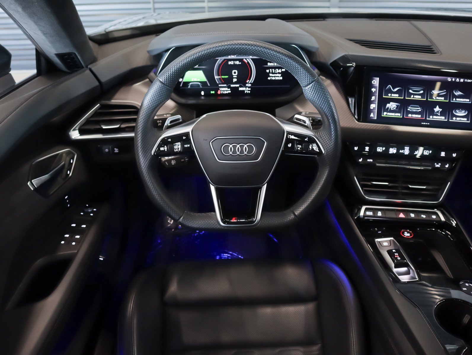 Used 2023 Audi RS e-tron GT w/ Carbon Performance Package image 16