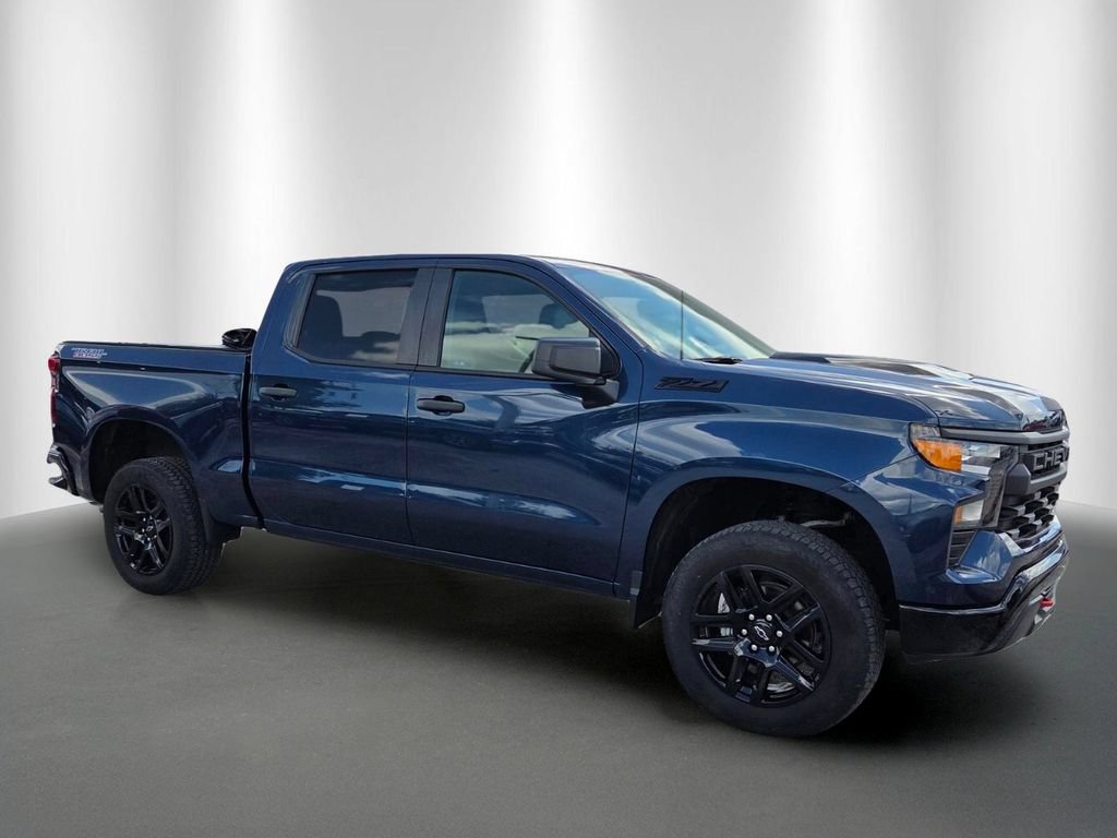 Certified 2023 Chevrolet Silverado 1500 Custom Trail Boss w/ LPO, Dark Essentials Package AWD/4WD image 2