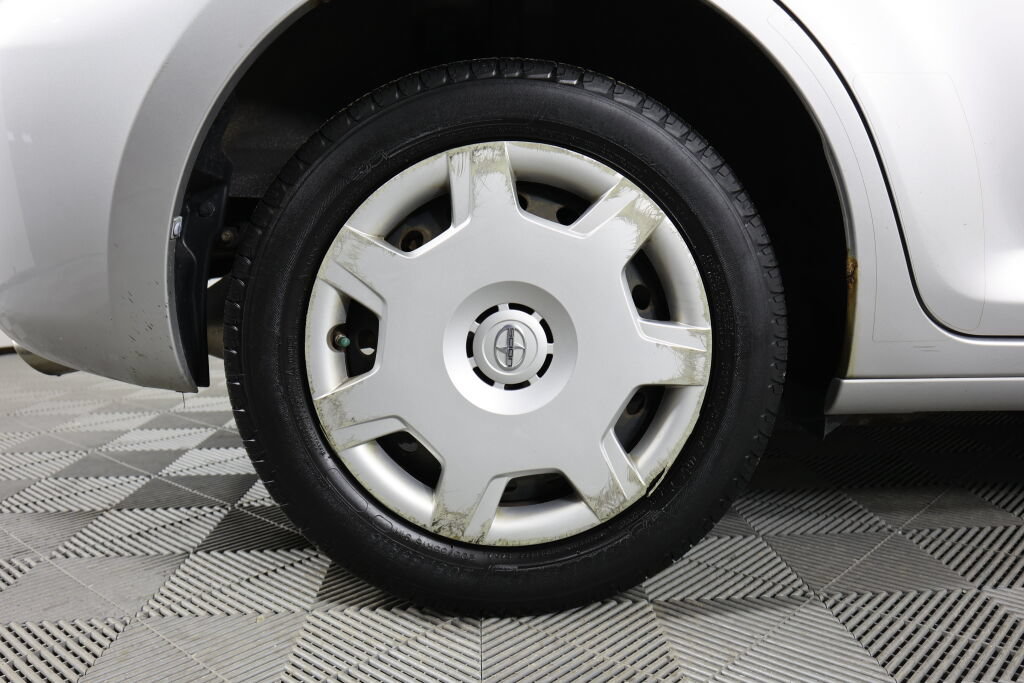 Used 2008 Scion xB FWD image 7