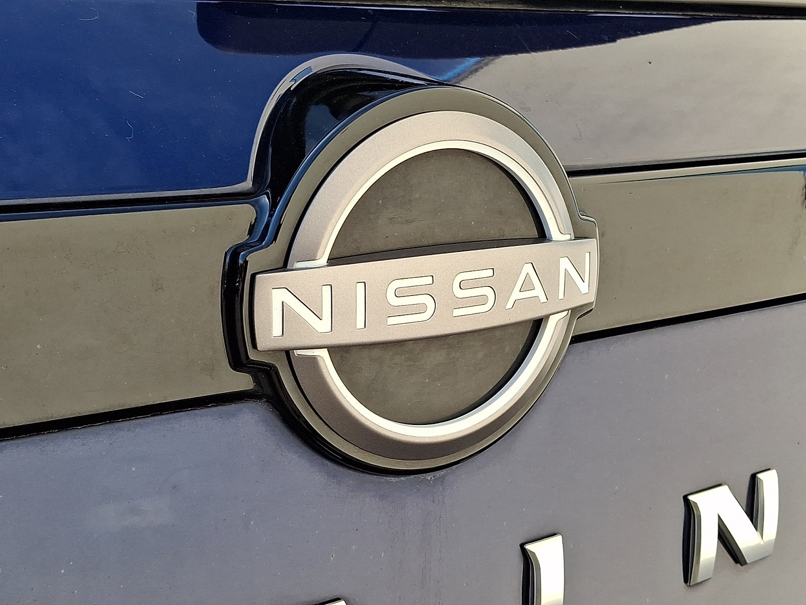 Used 2022 Nissan Pathfinder SV AWD/4WD image 29