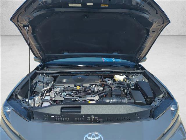 Used 2025 Toyota Camry LE w/ Convenience Package image 21