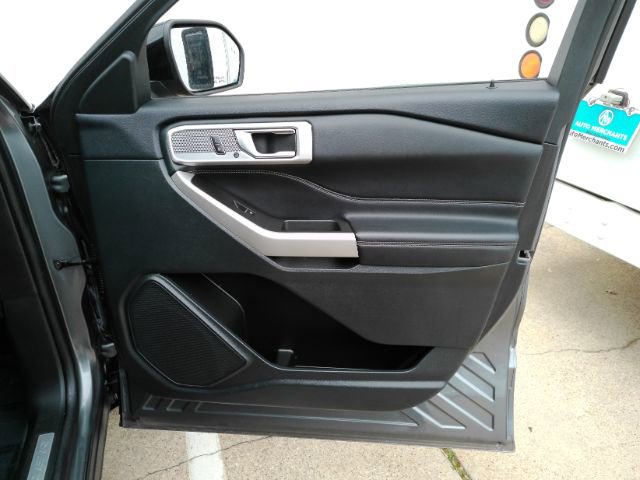 Used 2024 Ford Explorer Limited image 20
