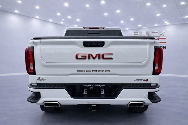 Used 2023 GMC Sierra 1500 AT4 w/ AT4 Preferred Package image 8