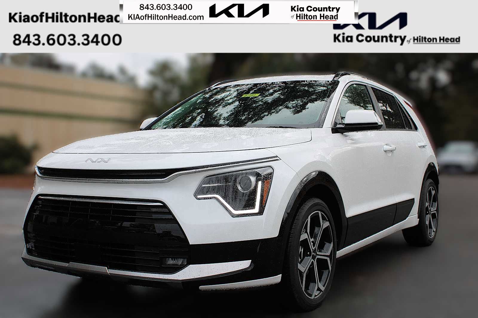 New 2025 Kia Niro EX image 1