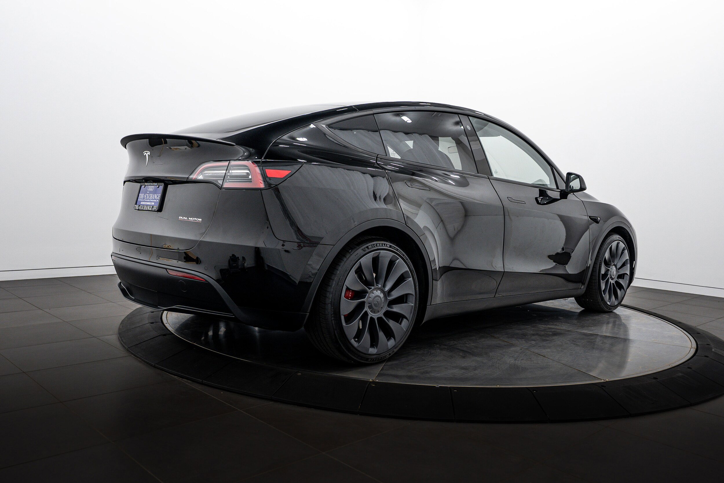 Used 2022 Tesla Model Y Performance AWD/4WD image 4