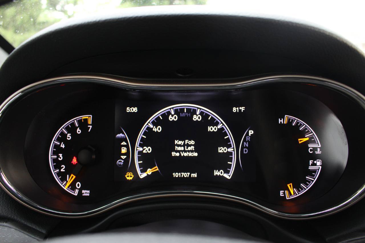 Used 2016 Jeep Grand Cherokee Limited AWD/4WD image 22