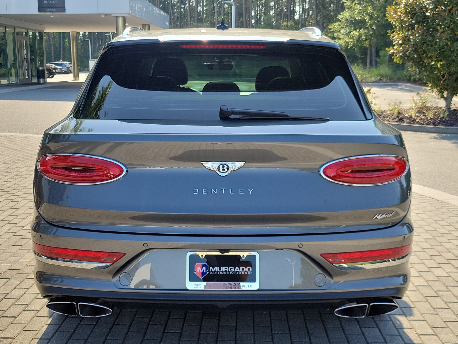 Certified 2023 Bentley Bentayga Plug-In Hybrid AWD/4WD image 12