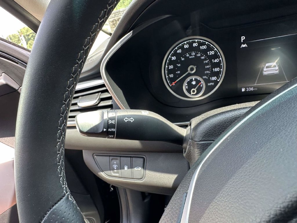 Used 2023 Genesis G70 3.3T AWD/4WD image 30