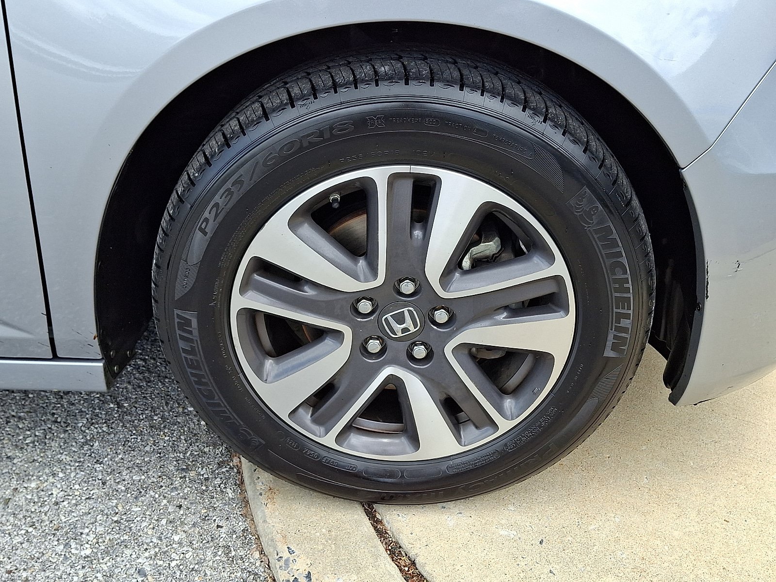 Used 2017 Honda Odyssey Touring image 8
