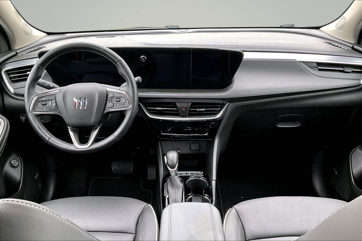 Used 2025 Buick Encore GX Avenir w/ Avenir Technology Package FWD image 16