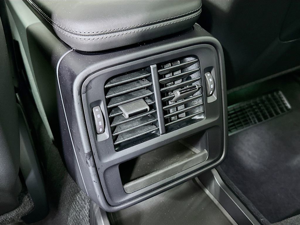 New 2025 Porsche Taycan 4S image 27