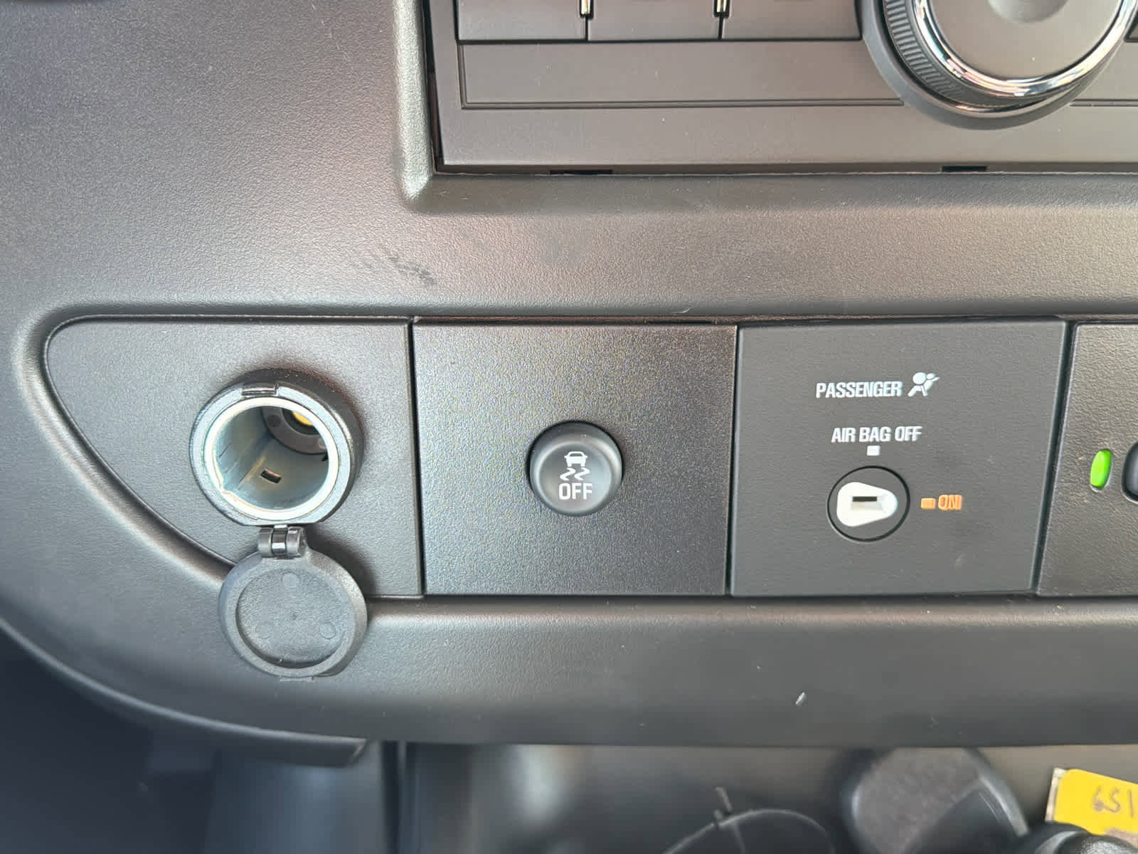 New 2025 Chevrolet Express 2500 w/ Driver Convenience Package image 25