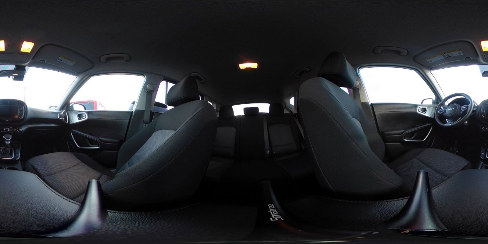 Used 2025 Kia Soul LX w/ LX Technology Package image 40