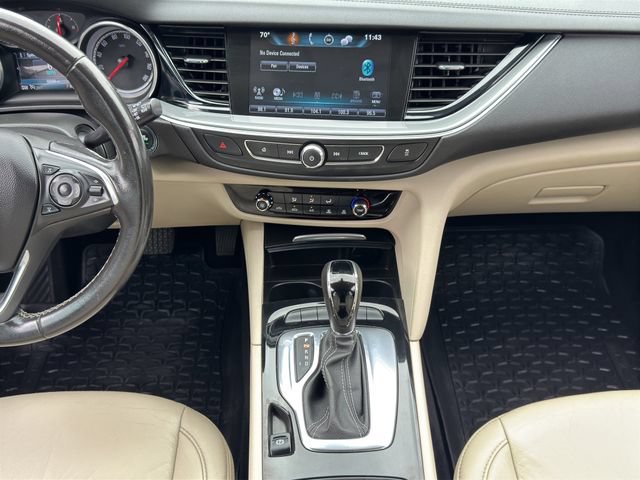 Used 2018 Buick Regal Preferred w/ Sights and Sounds Package AWD/4WD image 20