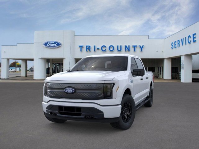 New 2025 Ford F150 Lightning XLT image 2