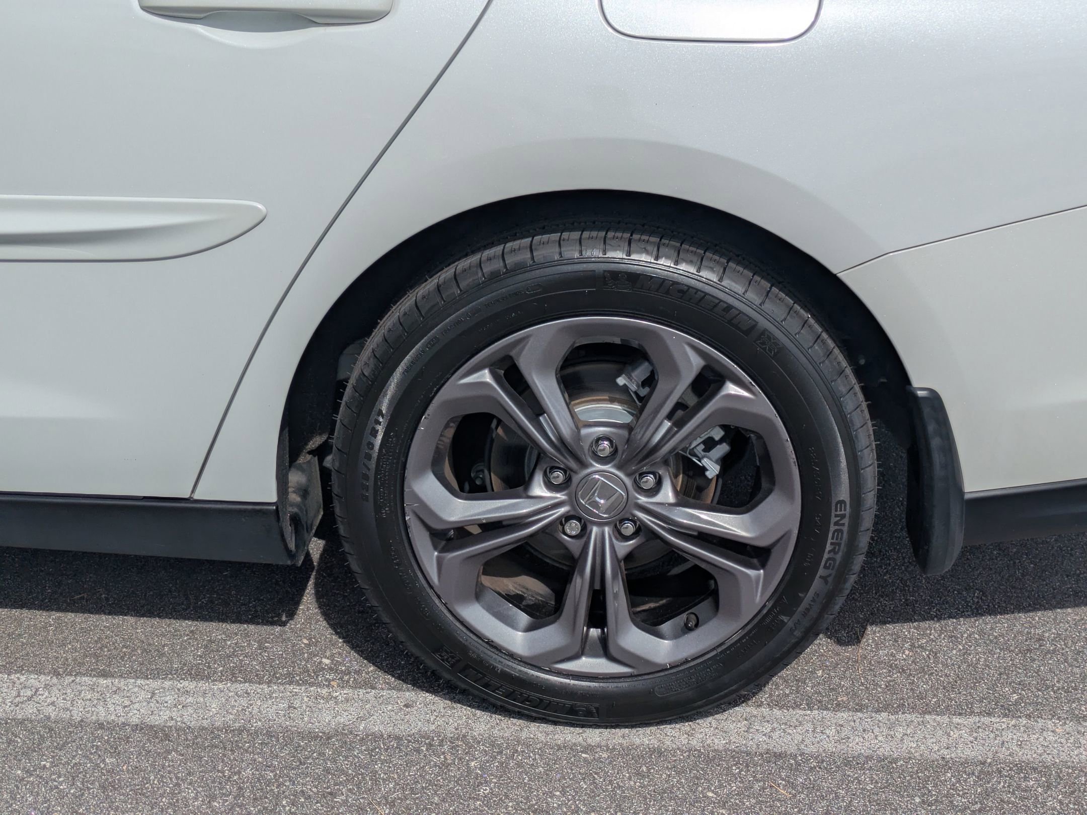 Used 2023 Honda Accord EX image 8