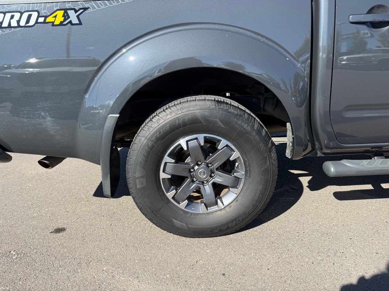 Used 2015 Nissan Frontier PRO-4X image 64