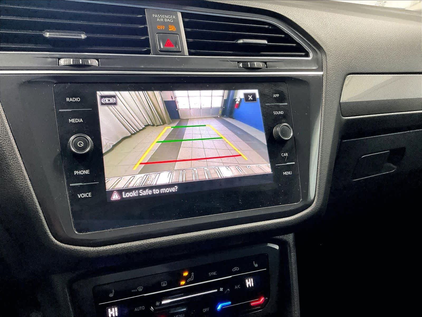 Certified 2023 Volkswagen Tiguan SE AWD/4WD image 19