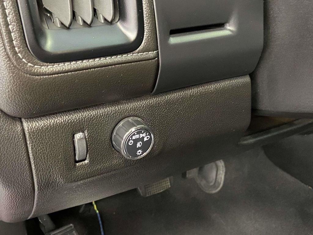 Used 2022 GMC Canyon Elevation w/ Driver Alert Package image 17