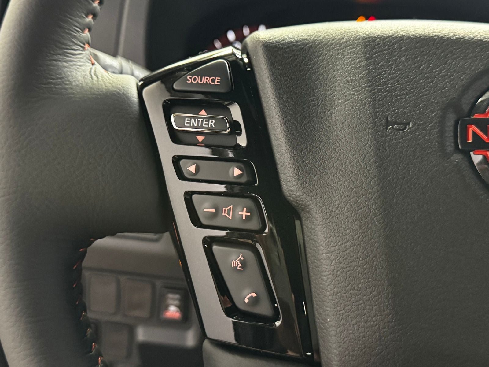 New 2026 Nissan Frontier PRO-4X w/ Pro-4x Convenience Package AWD/4WD image 21