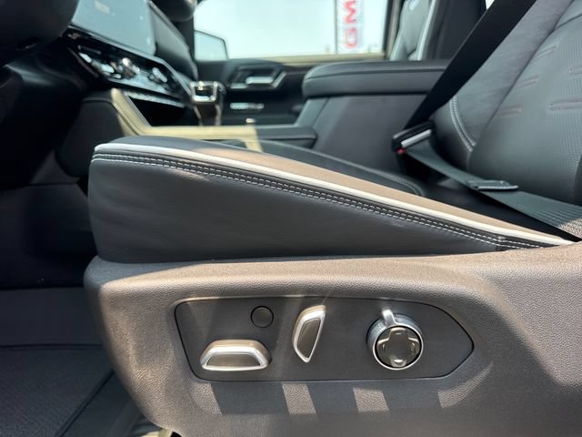 New 2026 GMC Sierra 1500 AT4X AWD/4WD image 14