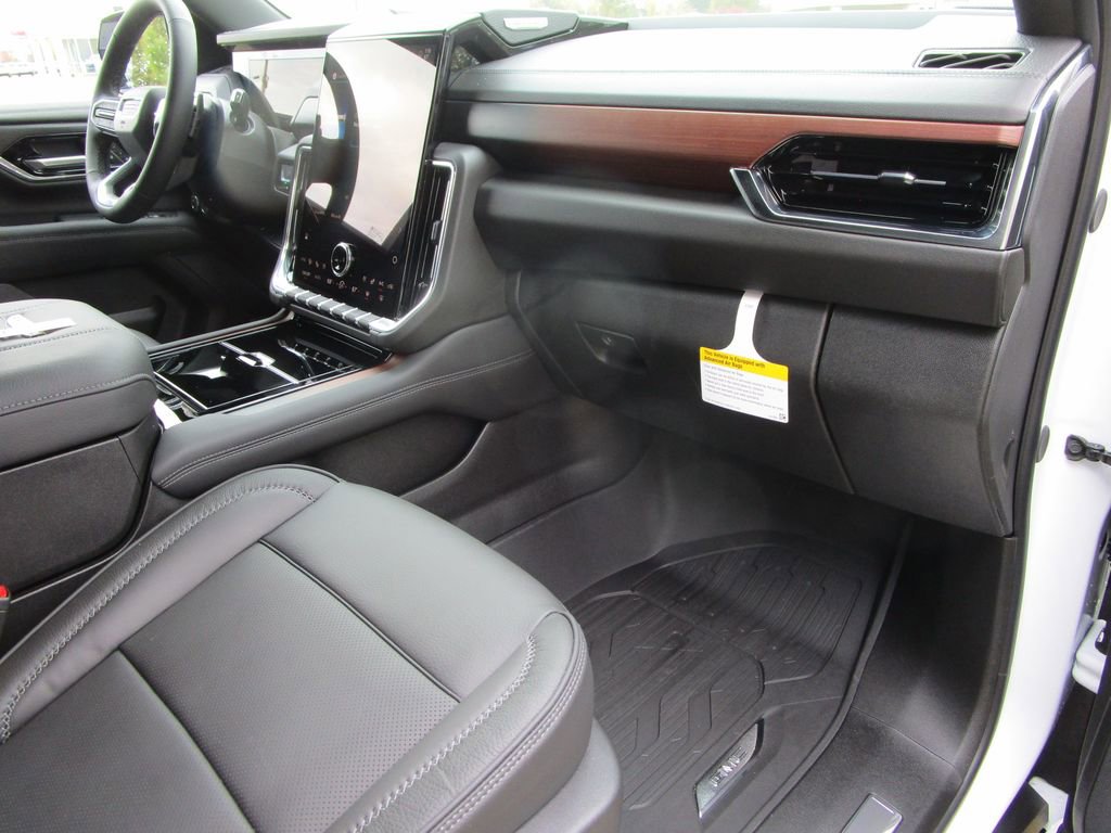 New 2026 GMC Yukon XL Denali w/ Sun & Power Step Package image 31