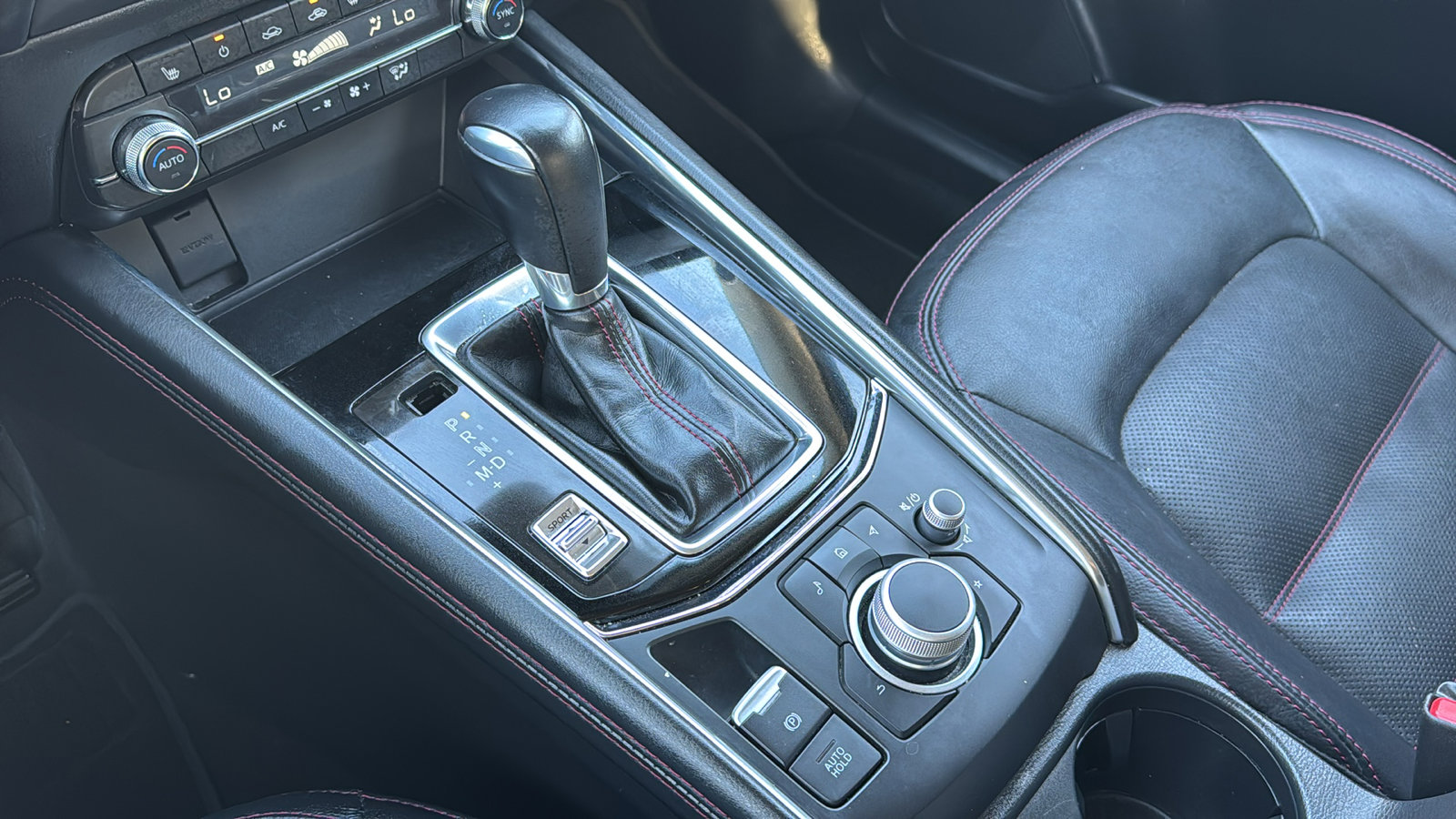 Certified 2024 MAZDA CX-5 Carbon Edition image 28