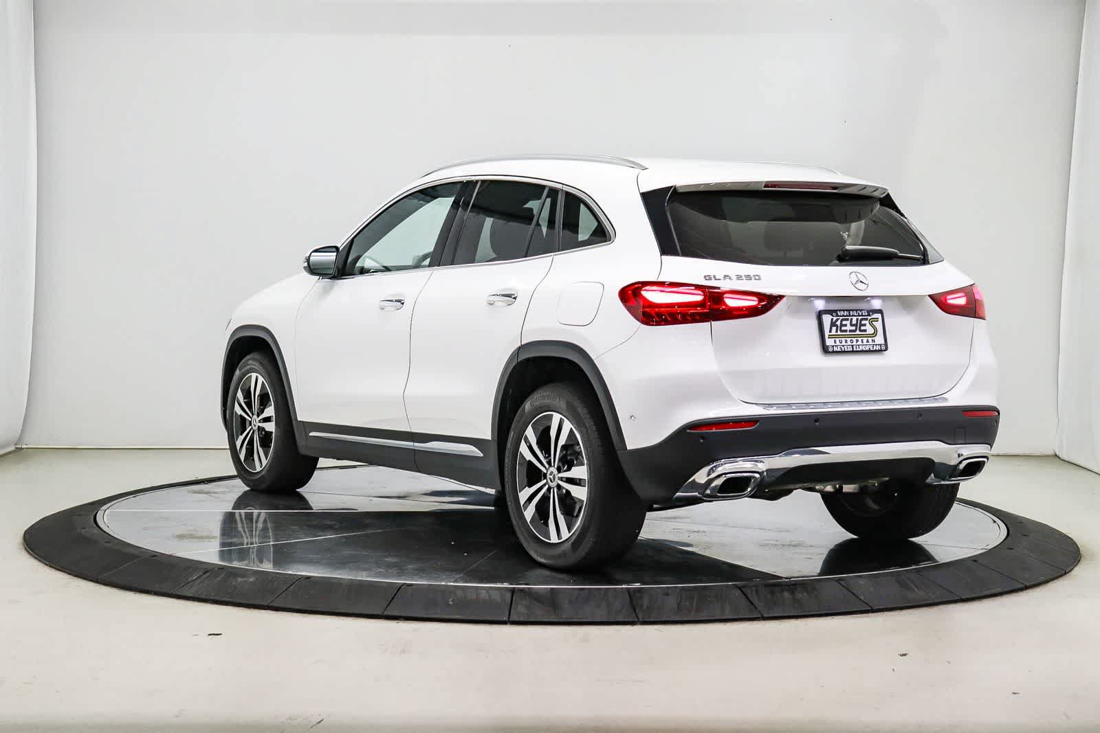Certified 2024 Mercedes-Benz GLA 250 image 2