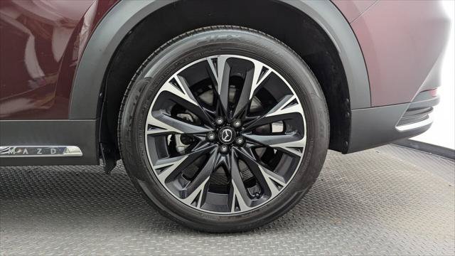 Used 2024 MAZDA CX-90 Plug-In Hybrid w/ Premium Pkg AWD/4WD image 28