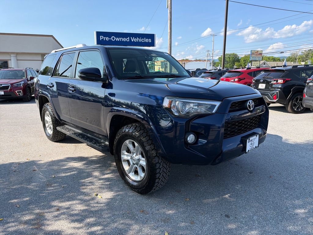 Used 2017 Toyota 4Runner SR5 Premium AWD/4WD image 3