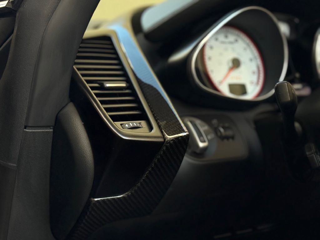 Used 2012 Audi R8 V10 image 24