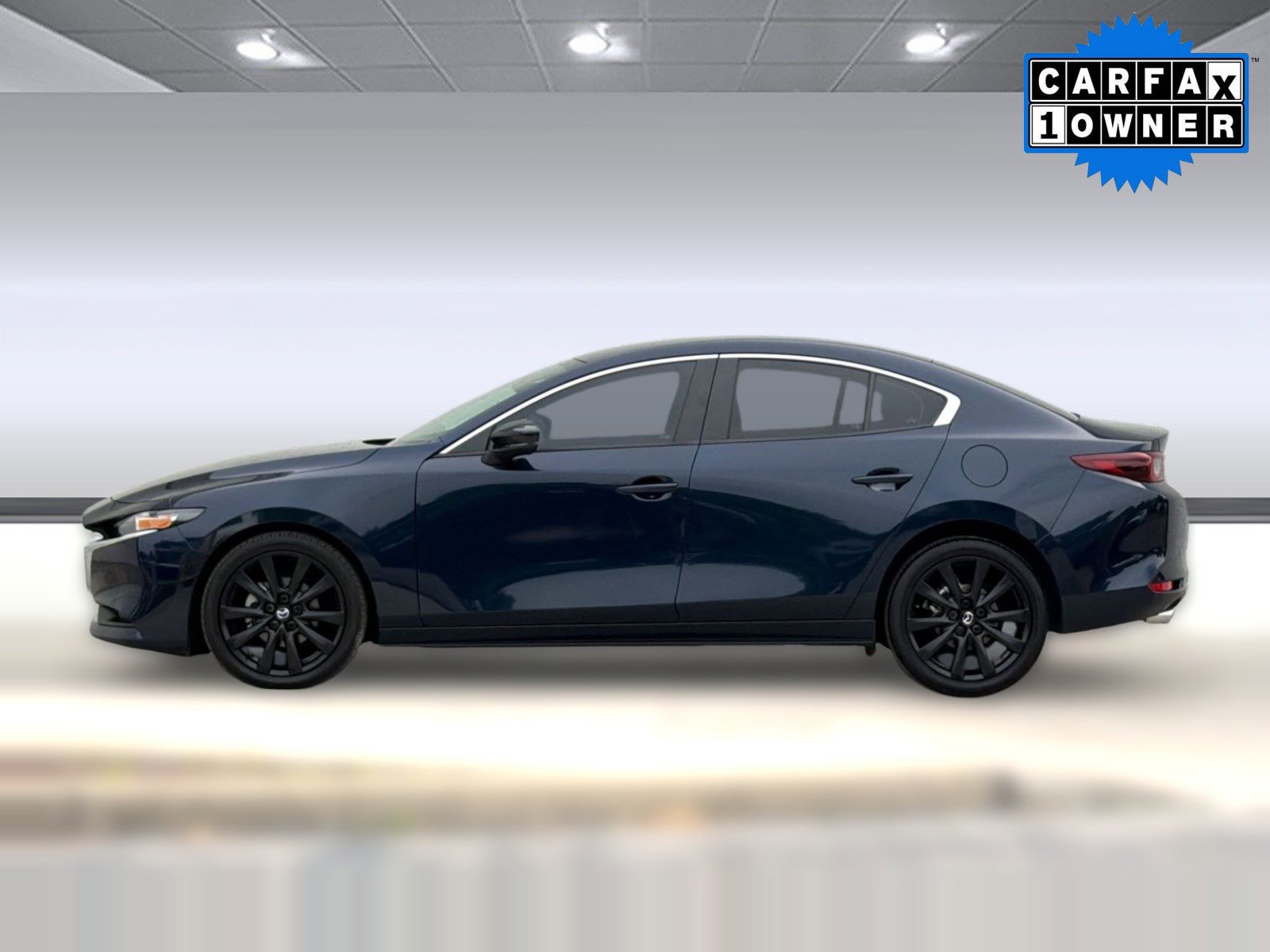 Used 2025 MAZDA MAZDA3 s FWD image 2
