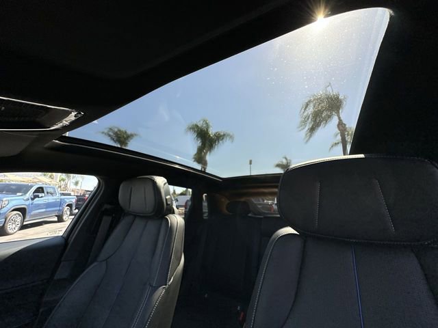 New 2026 Cadillac Lyriq Luxury image 19