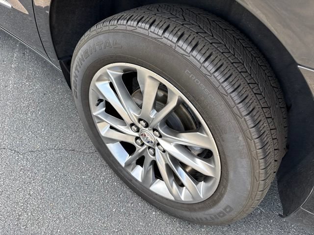 Used 2023 Buick Enclave Avenir w/ Avenir Technology Package FWD image 37