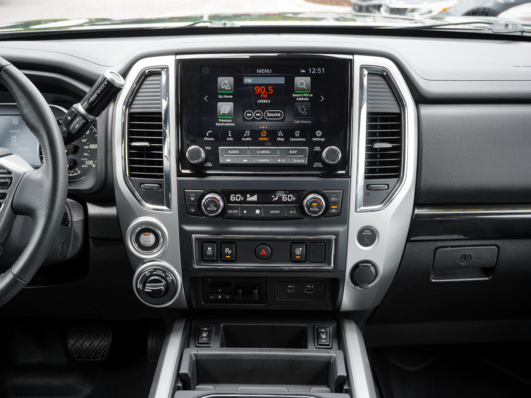 Used 2021 Nissan Titan SV w/ SV Convenience Package AWD/4WD image 29