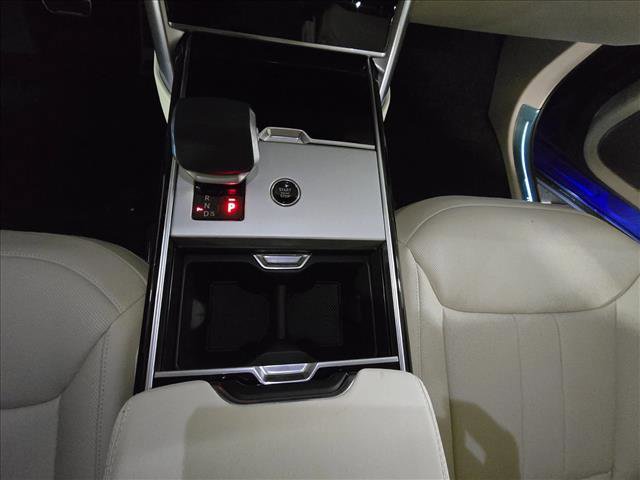 New 2025 Land Rover Range Rover Autobiography image 23