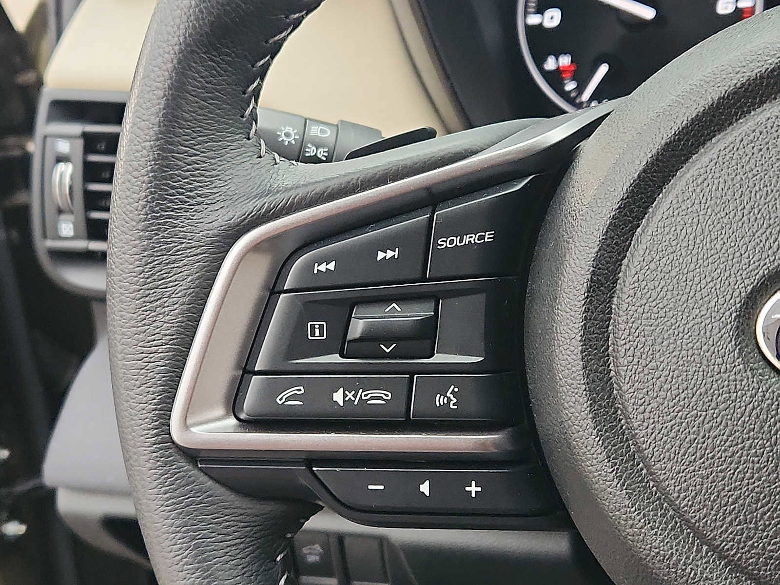 Used 2023 Subaru Outback Premium image 20