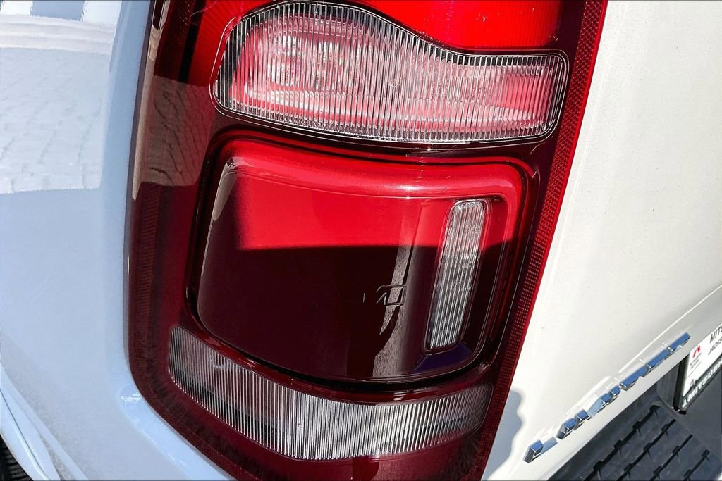 Used 2022 RAM 1500 Limited w/ Body-Colour Bumper Group image 21