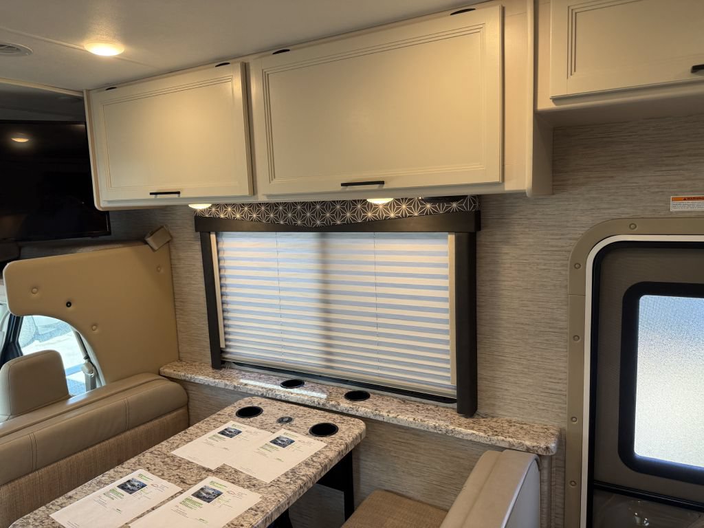 Used 2022 Ford E-450 and Econoline 450 Super Duty w/ Motorhome Prep Package RWD image 39