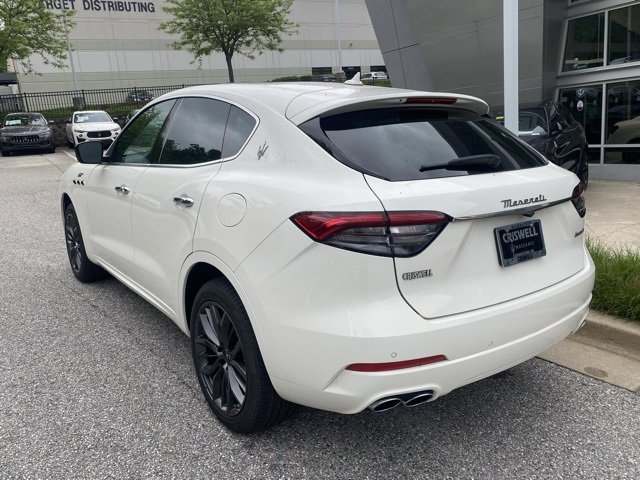 New 2024 Maserati Levante GT Ultima image 4