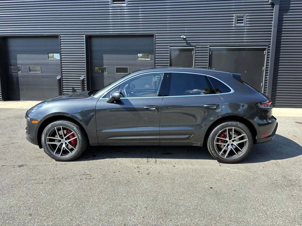 Certified 2022 Porsche Macan S image 7