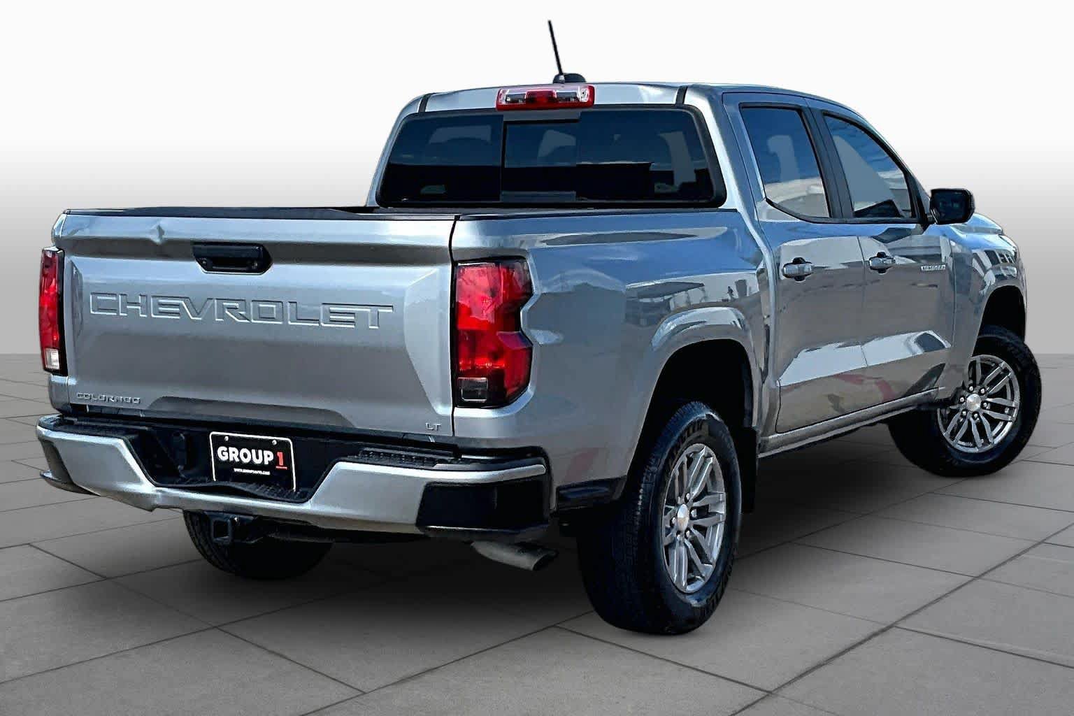 Used 2024 Chevrolet Colorado LT w/ LT Convenience Package II RWD image 13
