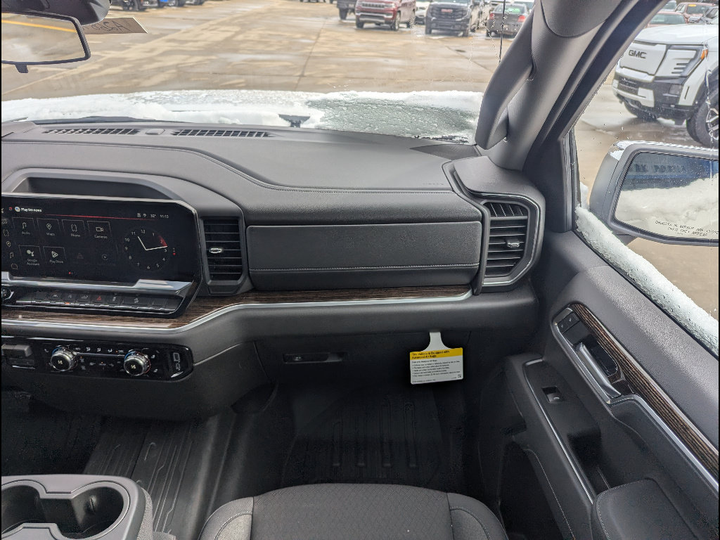 New 2026 GMC Sierra 1500 SLE AWD/4WD image 4