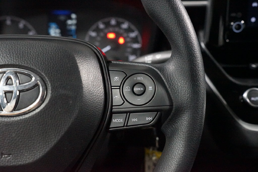 Certified 2025 Toyota Corolla LE FWD image 13
