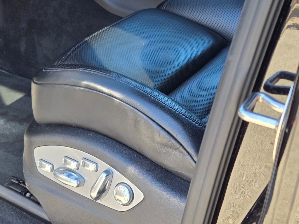 Used 2017 Porsche Macan Turbo image 20