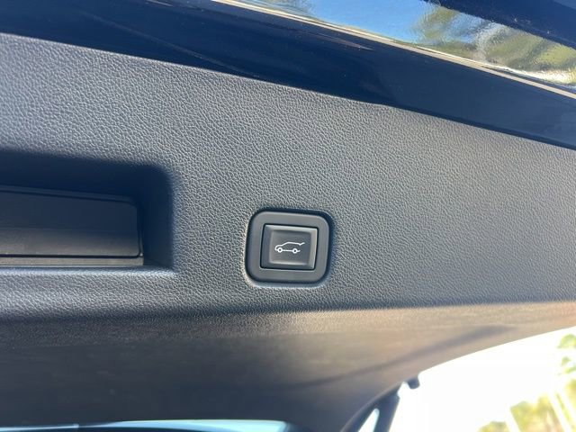 Used 2024 GMC Acadia AT4 w/ Luxury Package image 34